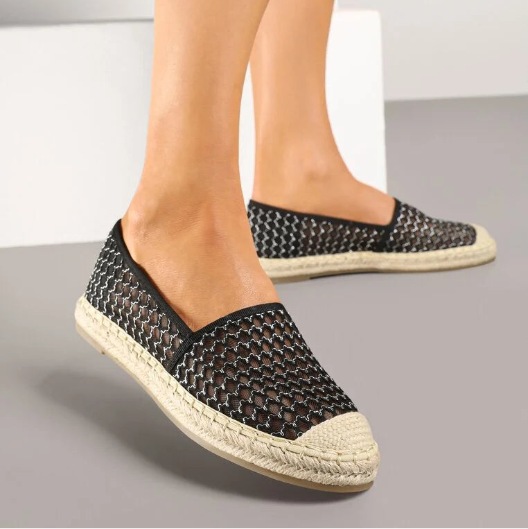 Ballerines en maille noire décorées de tresse