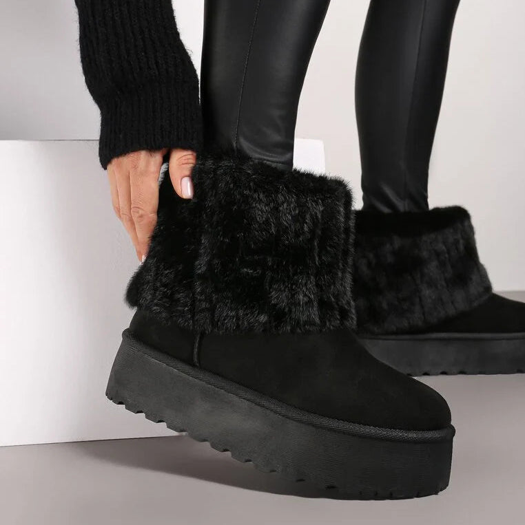 UGG fourrées compensées à rabat en fourrure
