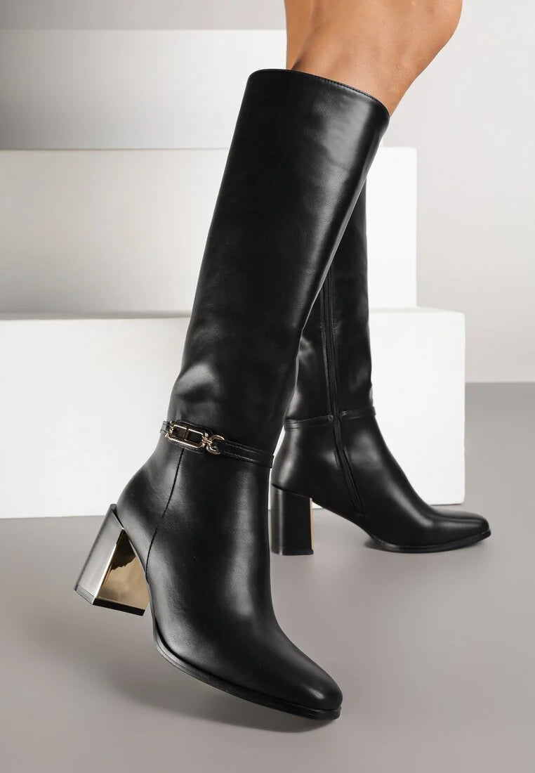 Bottines  avec applications décoratives sur la tige