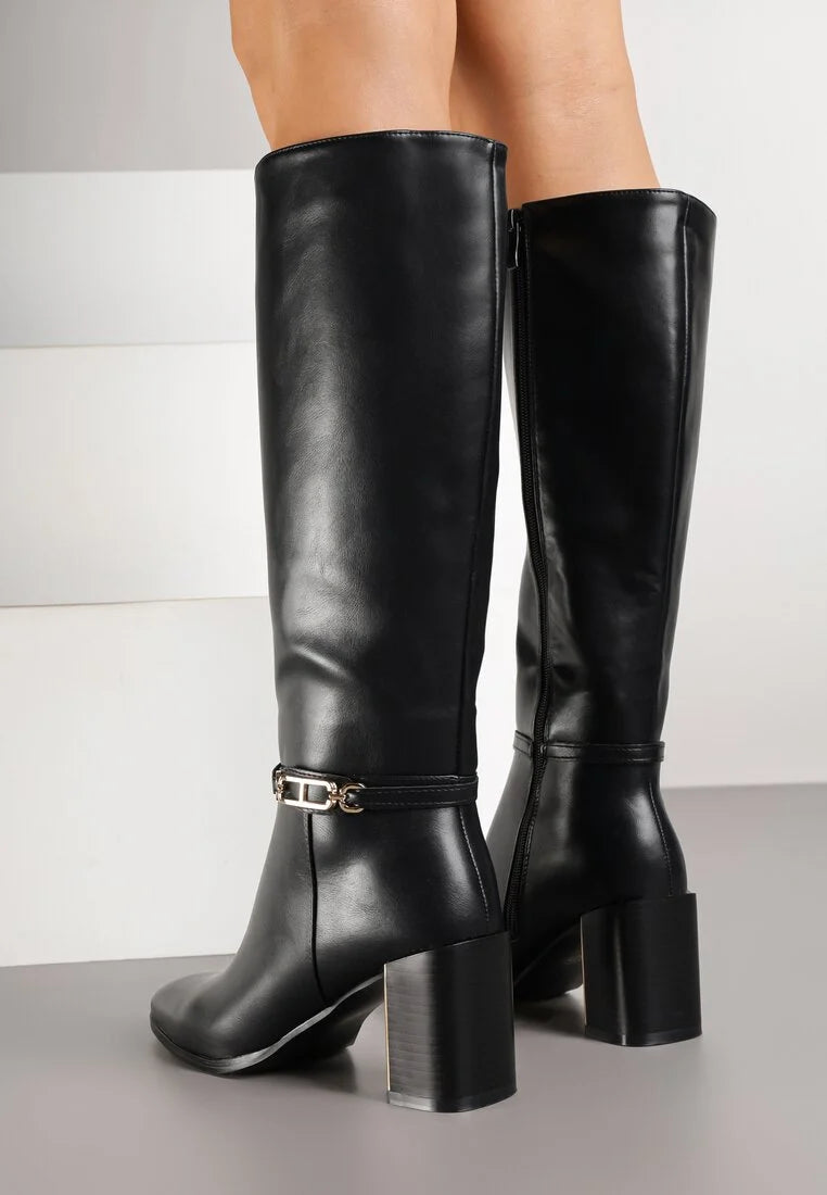 Bottines  avec applications décoratives sur la tige