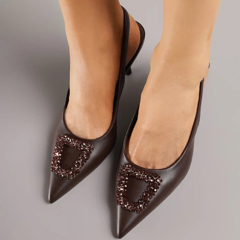 Escarpin à talons hauts avec boucle en zircon cubique en forme d'étoile