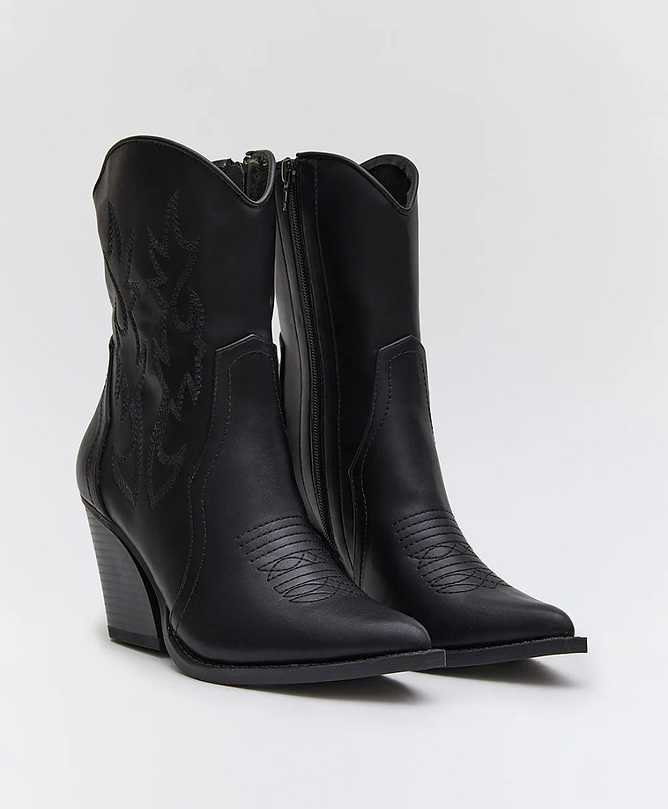 Demi bottes basses Santiag noires brodées flammes