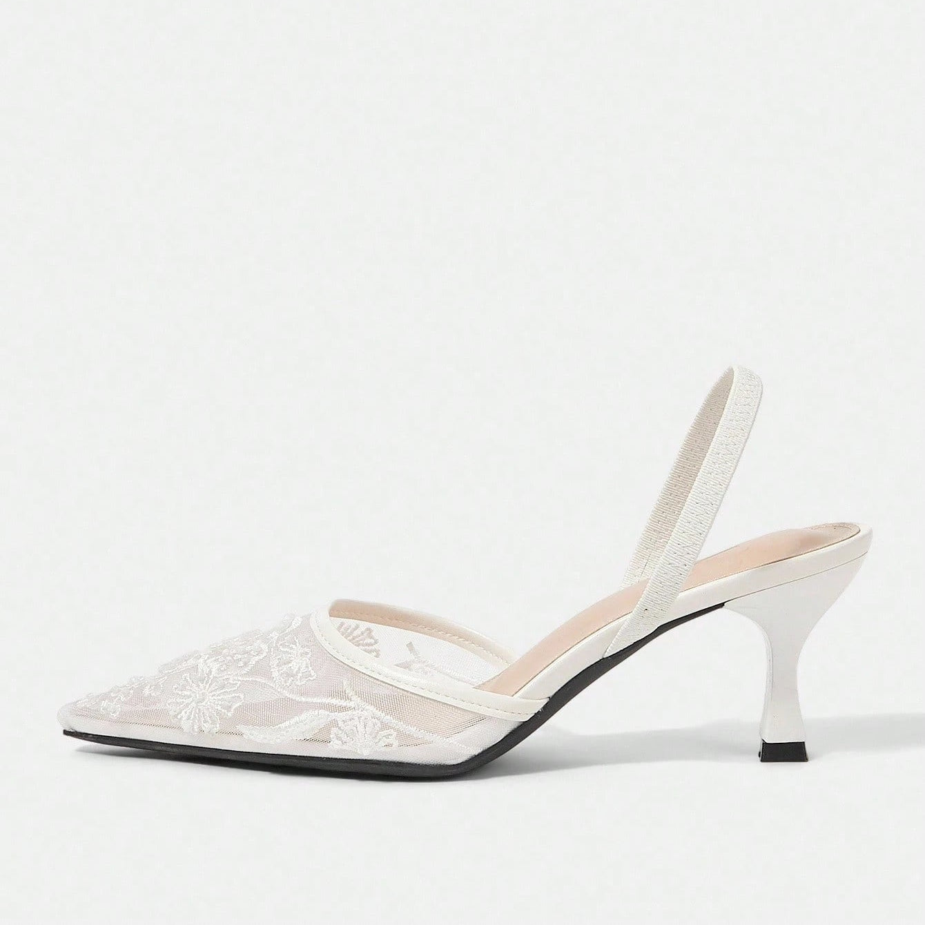 Escarpins Slingback en Résille Brodée
