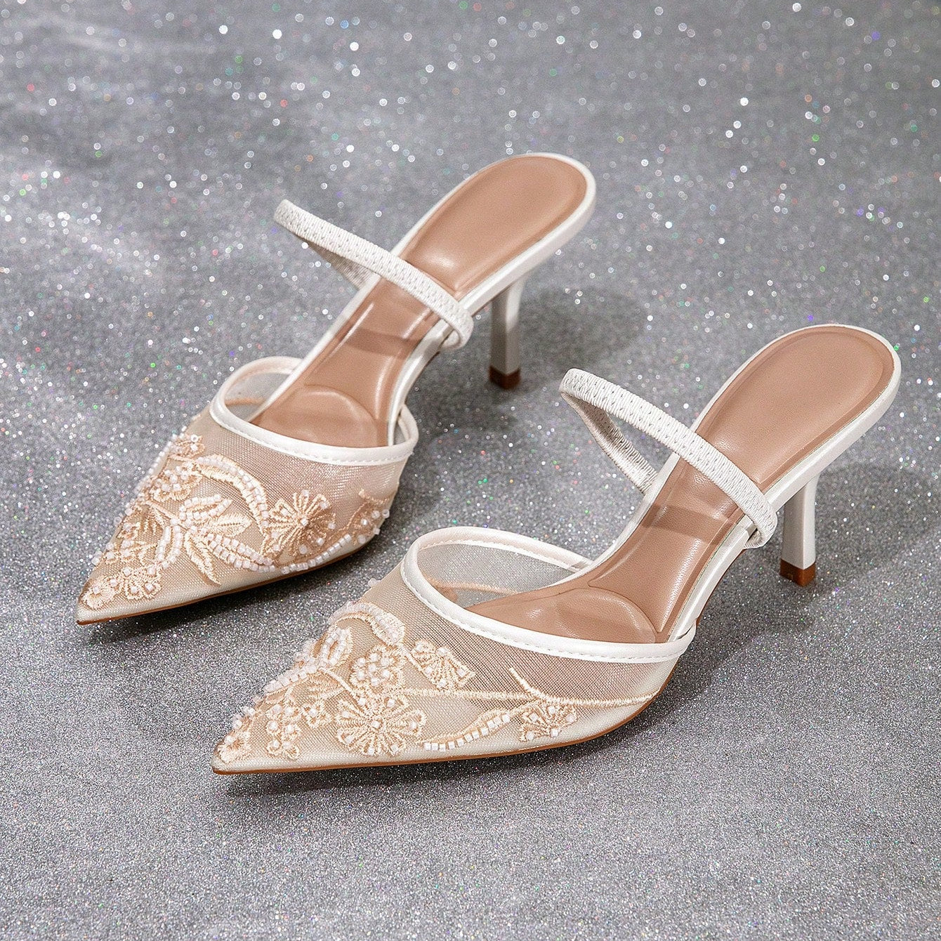 Escarpins Slingback en Résille Brodée