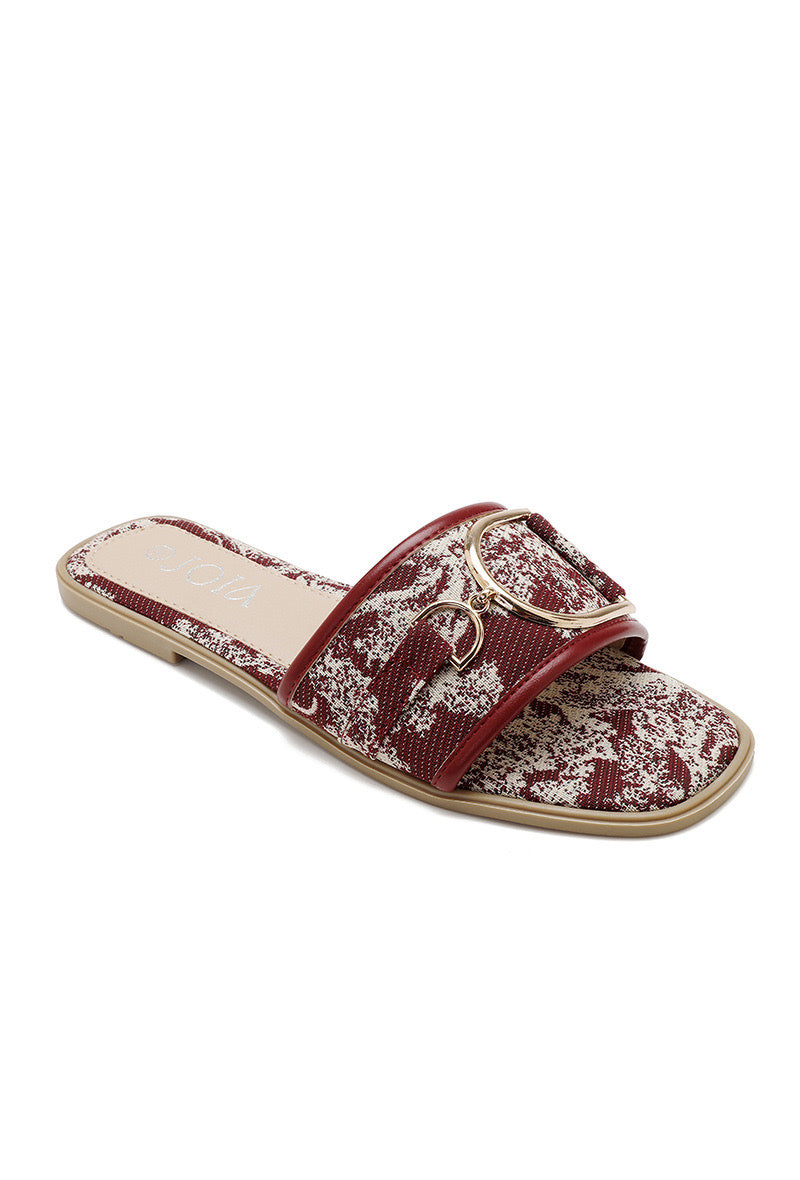 Craquez pour ces sandales plates au charme naturel et estival