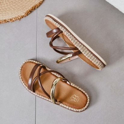 Sandales femme plates à brides fines croisées