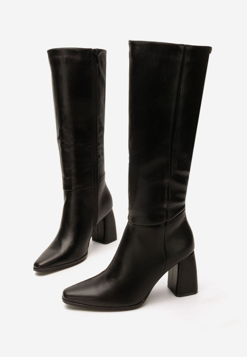 Bottes à talons hauts