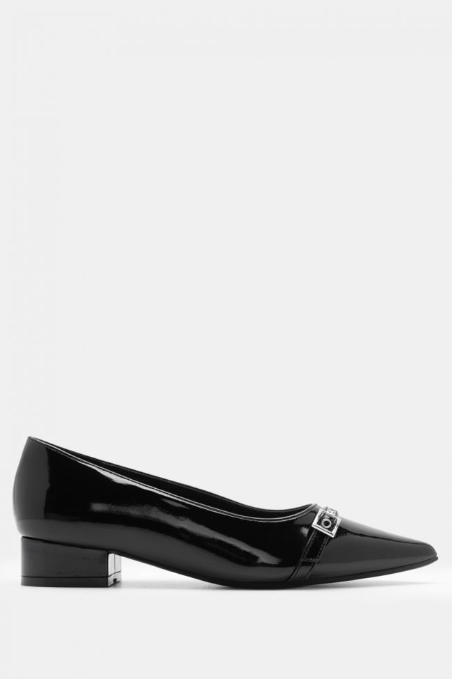 Chaussures à talons à lanières