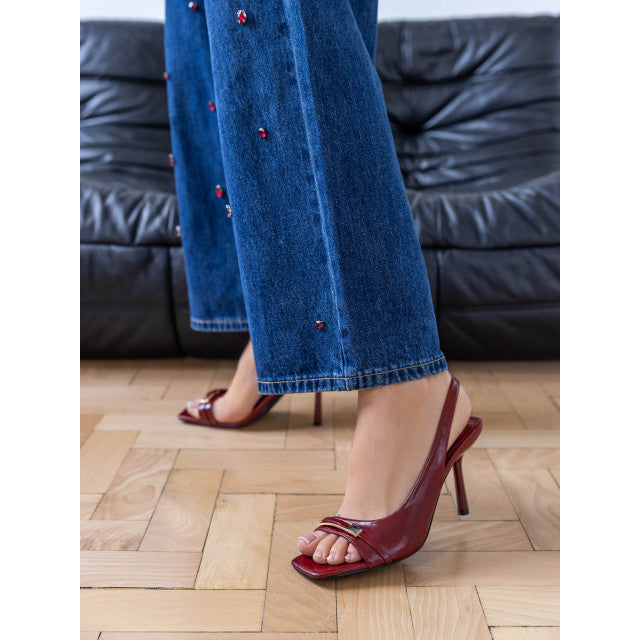 Sandales à Talon "Slingback" – Élégance Minimaliste