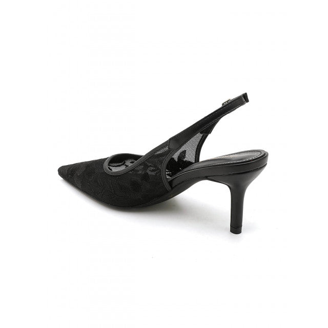 Escarpins Slingback à Broderies Florales – Élégance