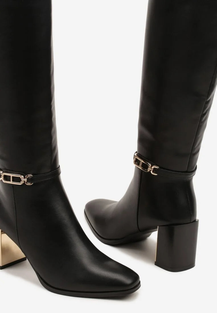 Bottines  avec applications décoratives sur la tige