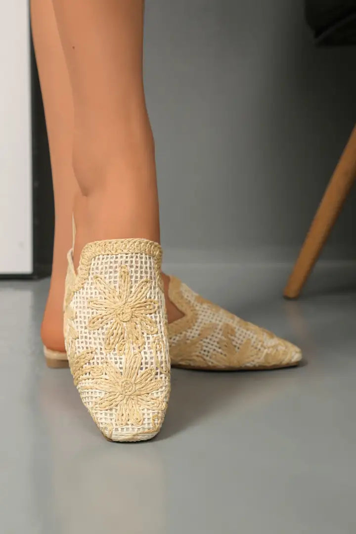 Babouche Plates à Broderies Florales