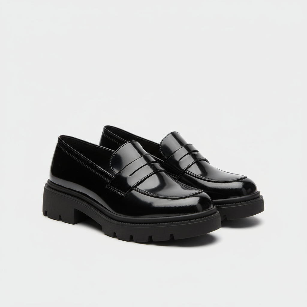 Mocassins à plateforme en cuir verni noir