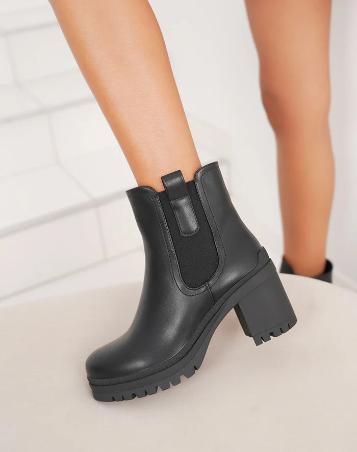 Demi Botte à talon carré fourrée