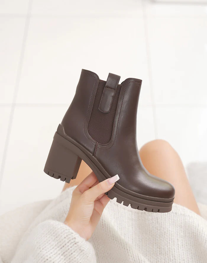 Demi Botte à talon carré fourrée