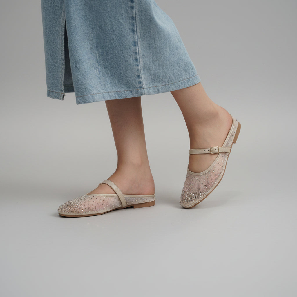 Ballerine silhouette