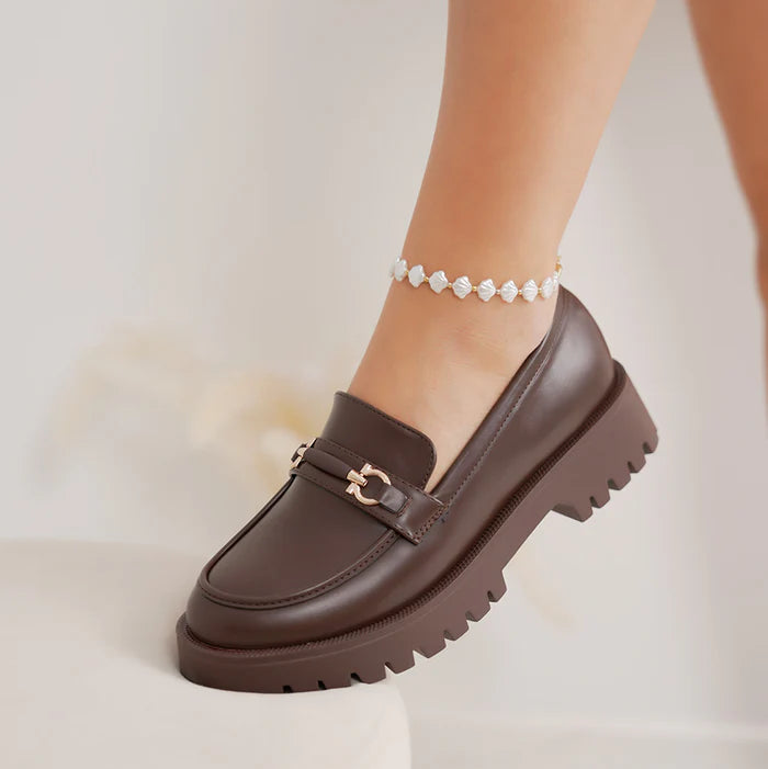 Mocassins avec détail doré