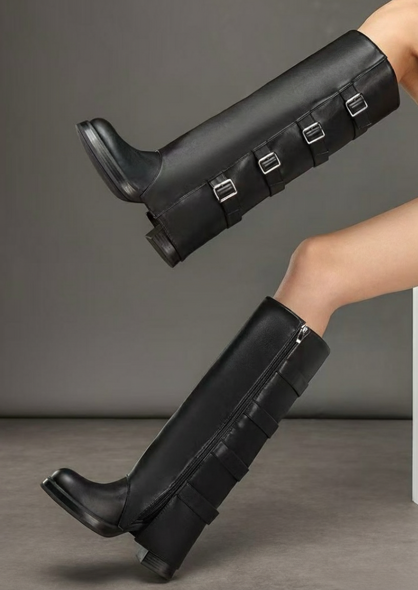 Bottes pour femme avec ourlet supérieur retourné et boucles