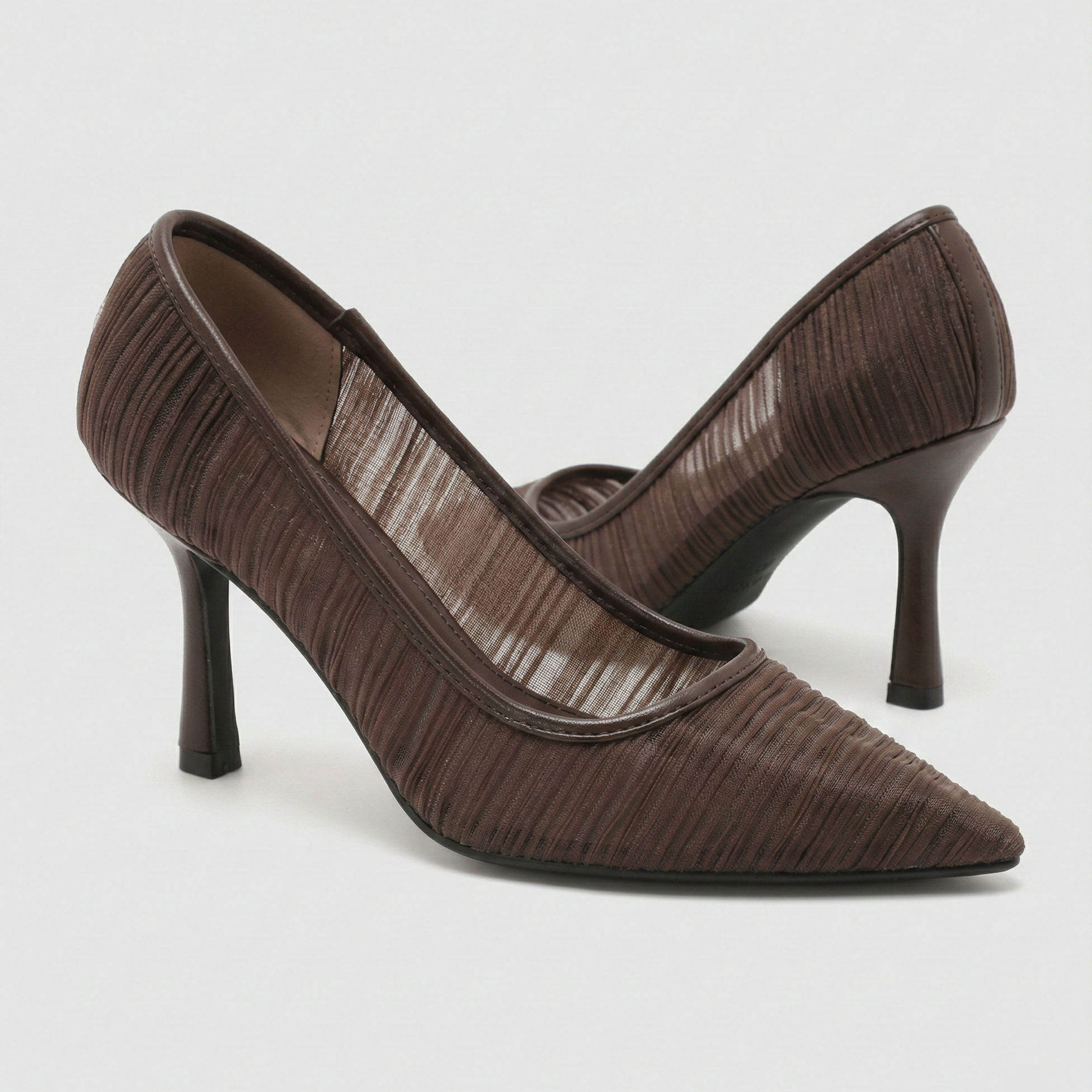 Escarpin bout pointu tissu tendance