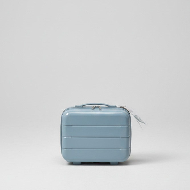 Valises Avec Détail De Cadenas Et Mécanisme De Traction