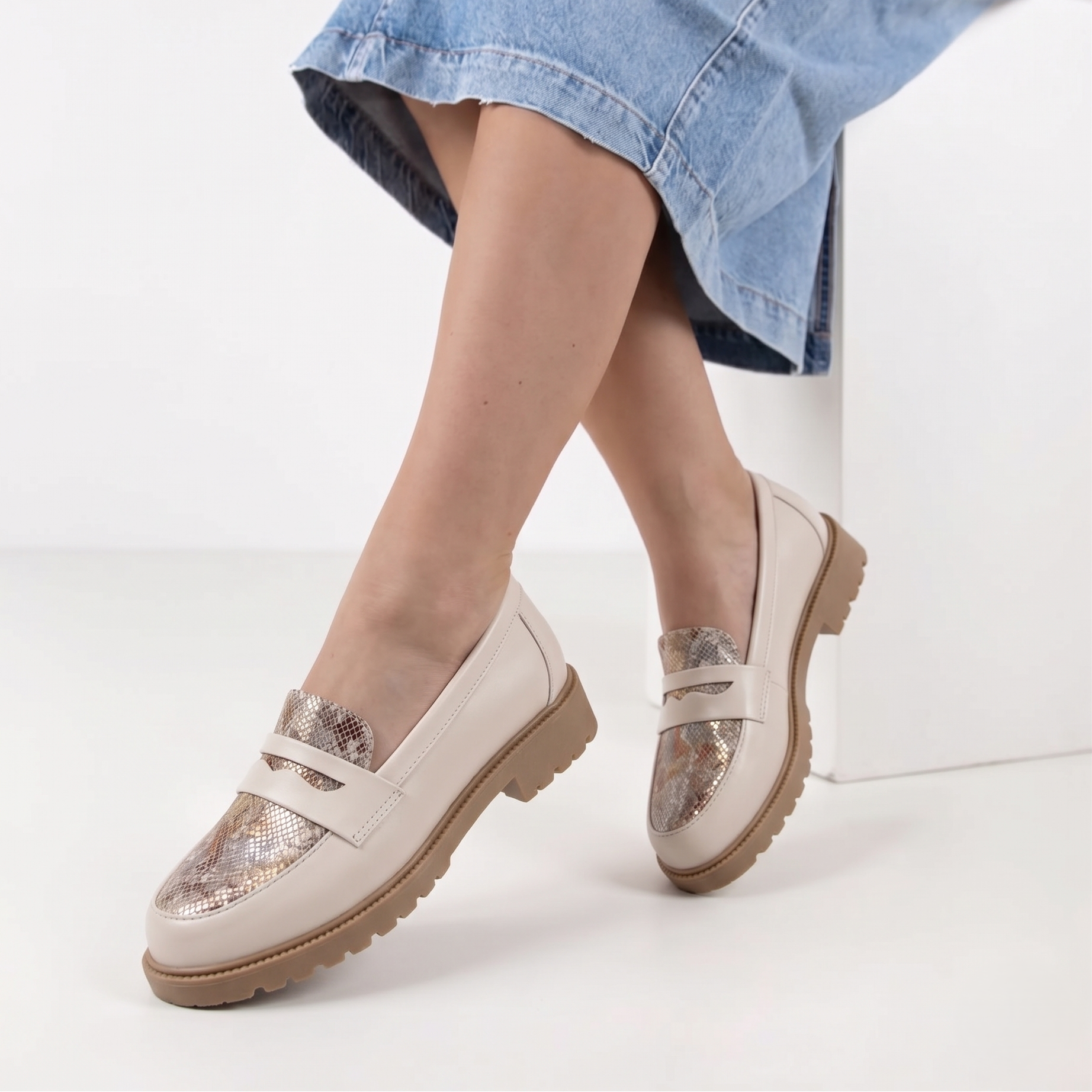 Mocassins Citadins à Empiècement Animalier