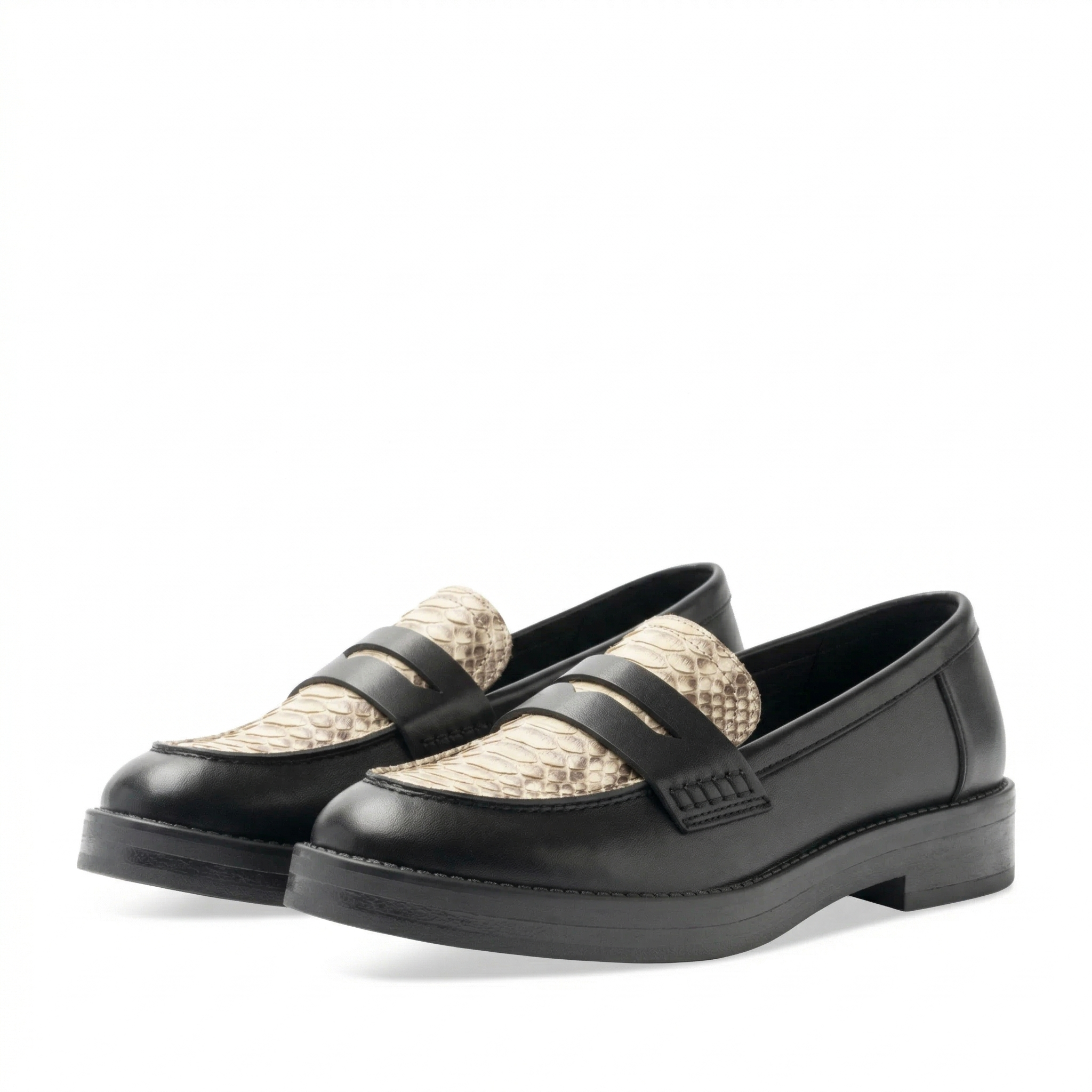 Mocassins Citadins à Empiècement Animalier
