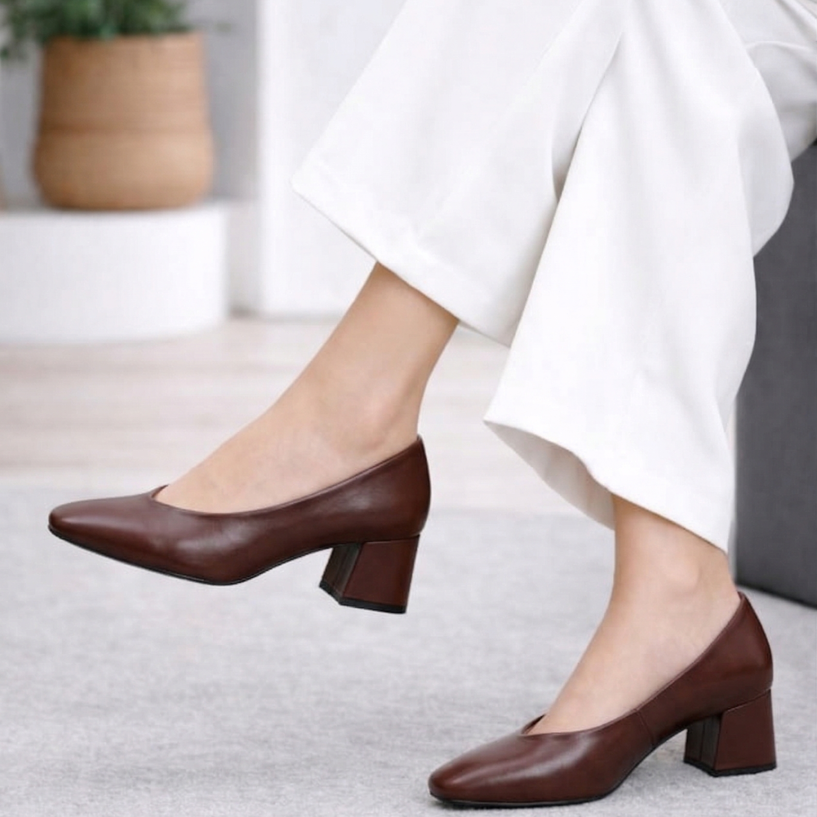 Escarpins à Talon Carré en Cuir