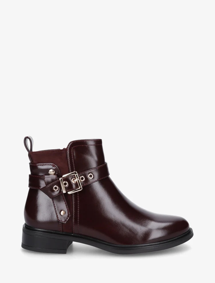 Bottines à talon bloc et boucle