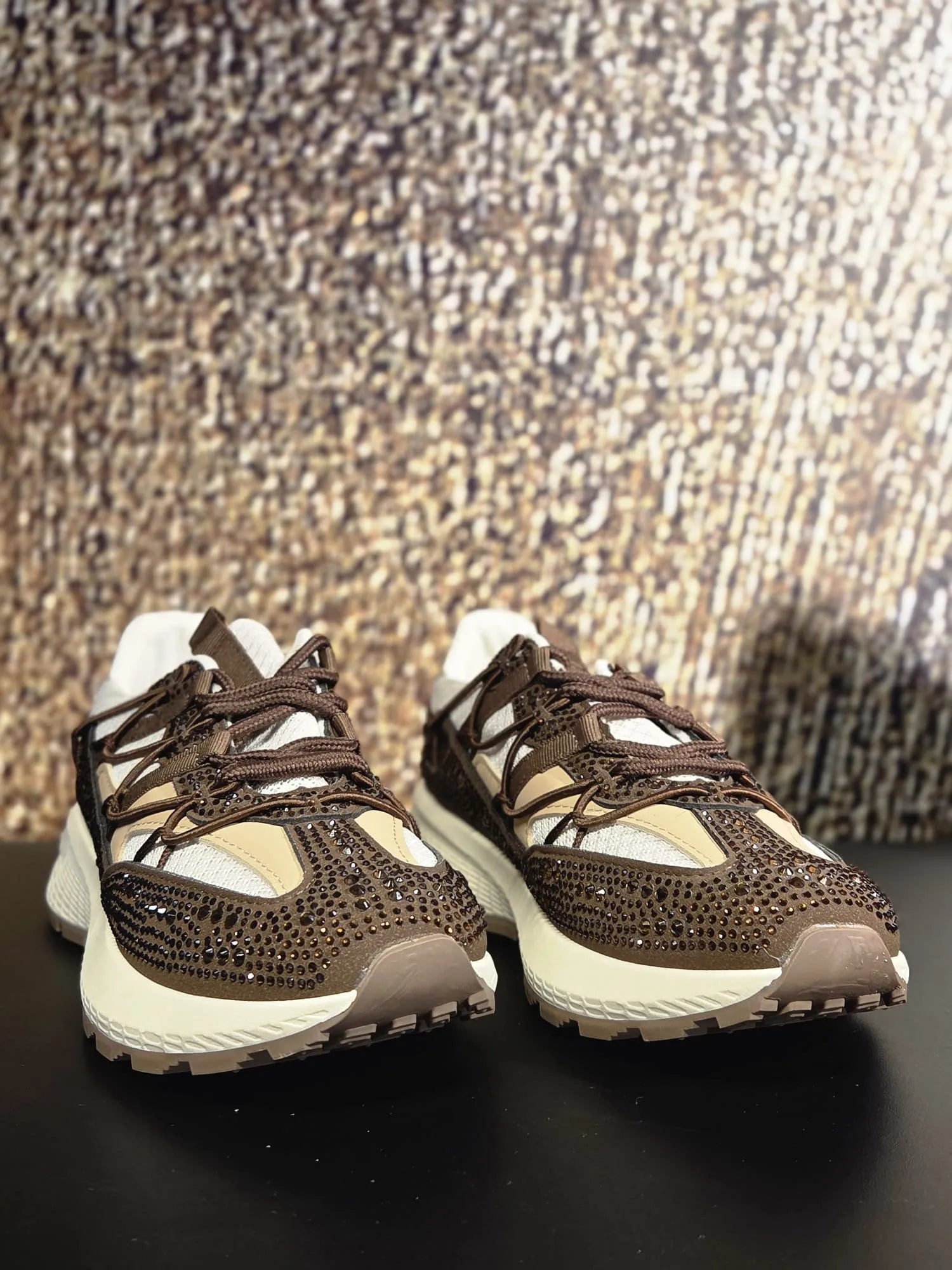 Baskets pour femmes ornées de pierres