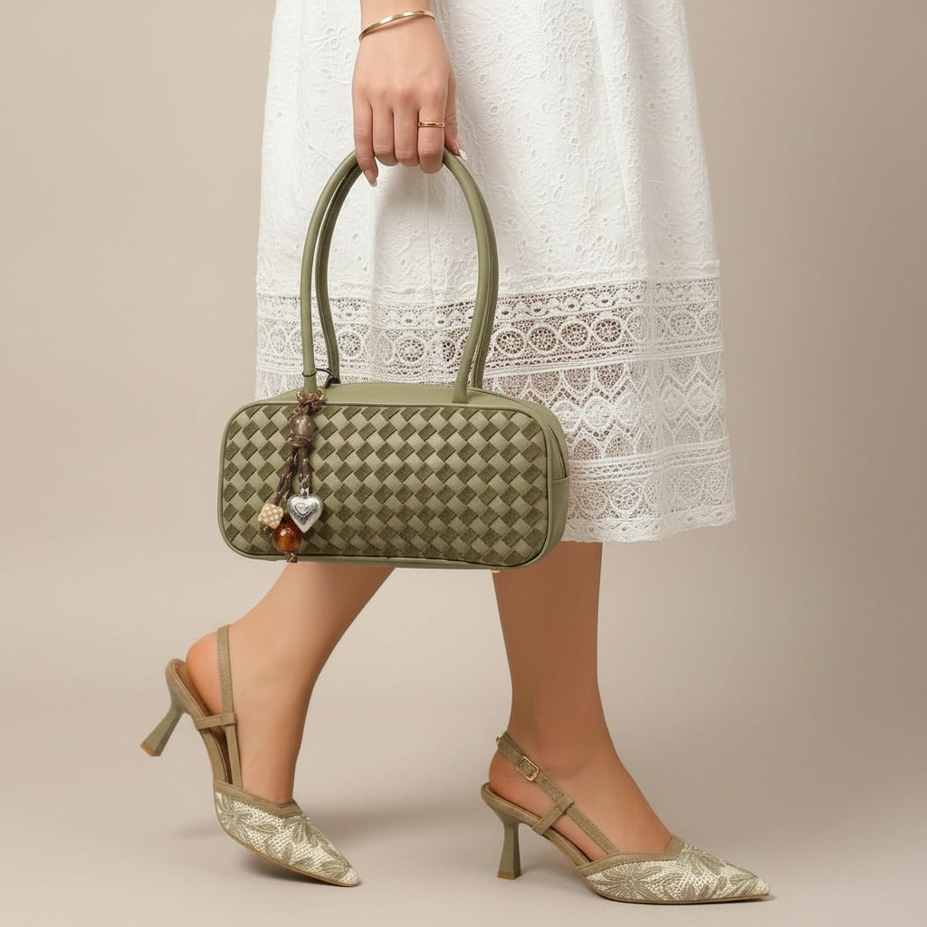 L'Élégance Signature : Duo Sac à Main et Escarpins