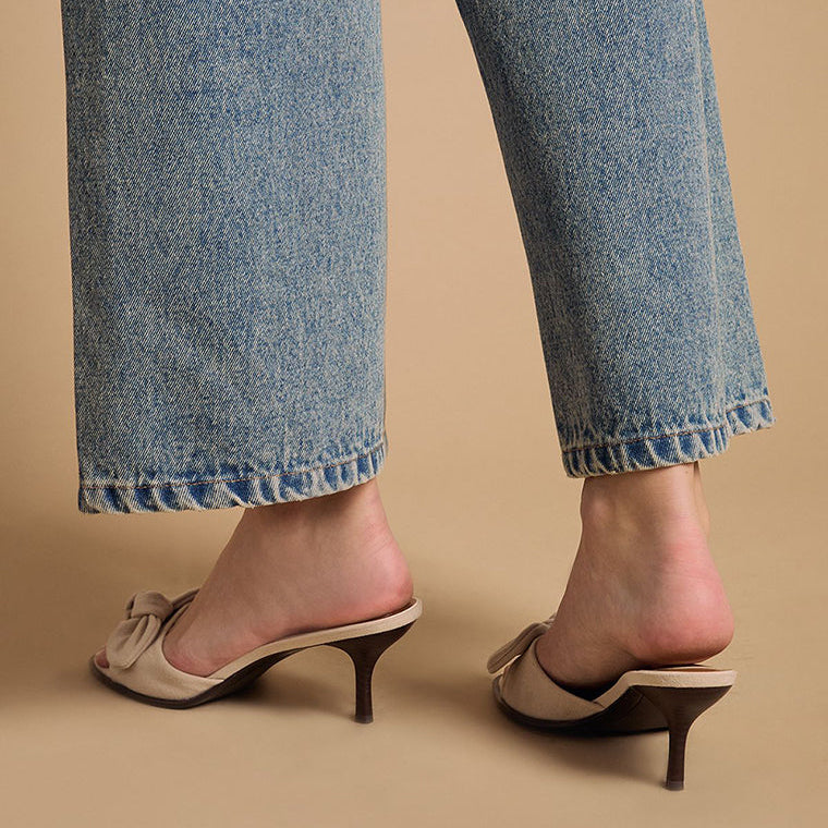 Mules à Talon Kitten et Nœud en Suédine