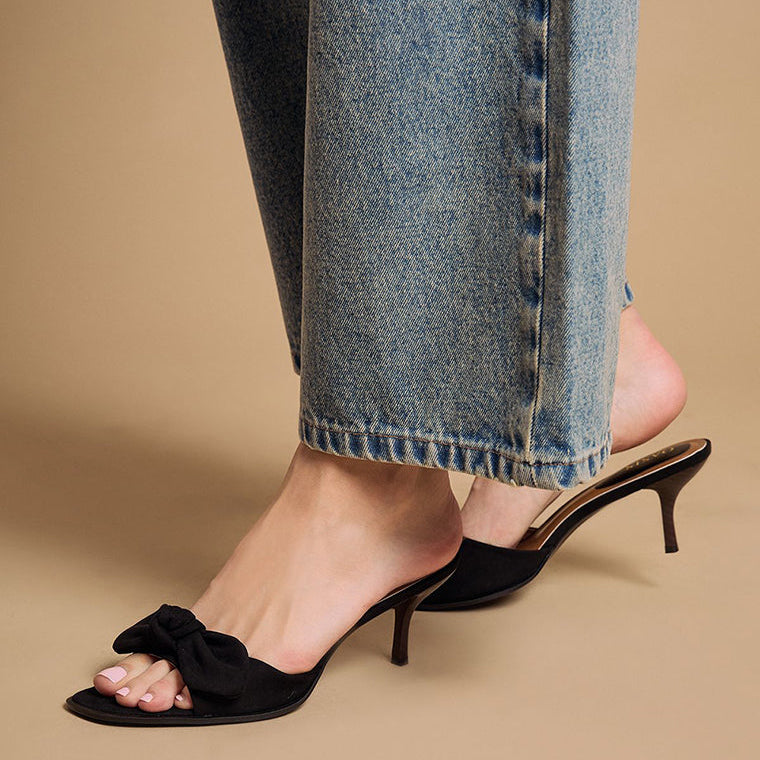Mules à Talon Kitten et Nœud en Suédine