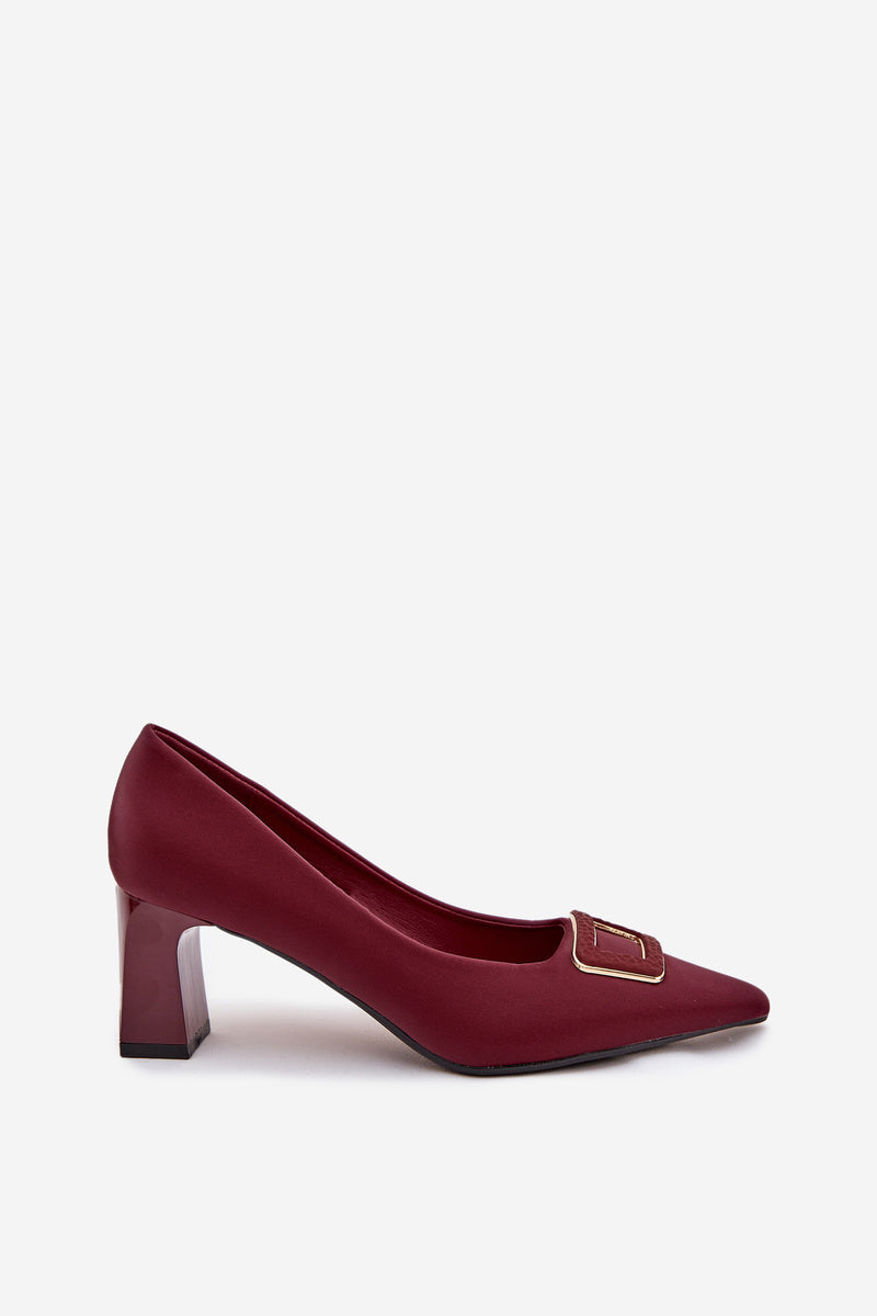 Escarpins avec boucle décorative