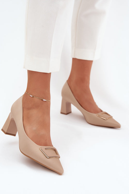 Escarpins avec boucle décorative