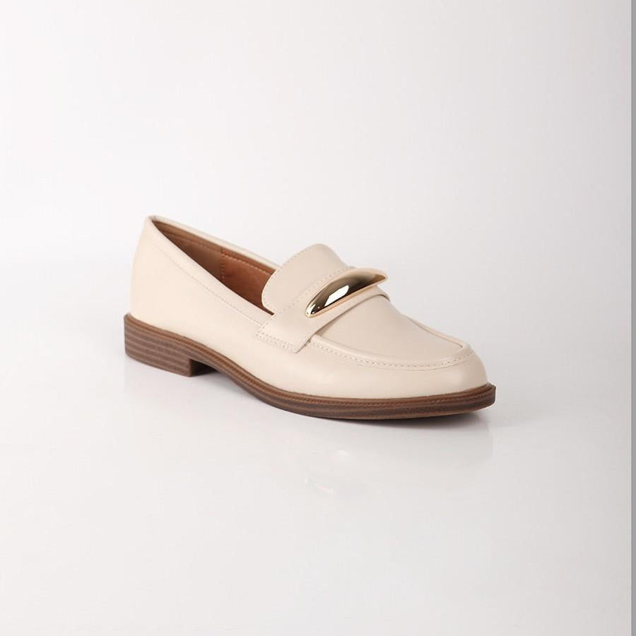 Moccasins Loafers with Gold Hardware