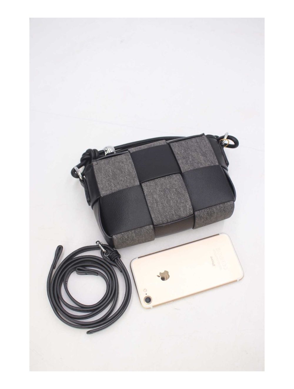 Pochette pour téléphone effet tissu tissé