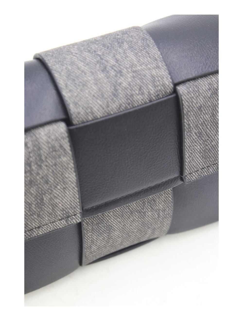 Pochette pour téléphone effet tissu tissé