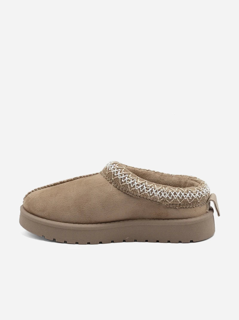 Sabots en suédine à broderies