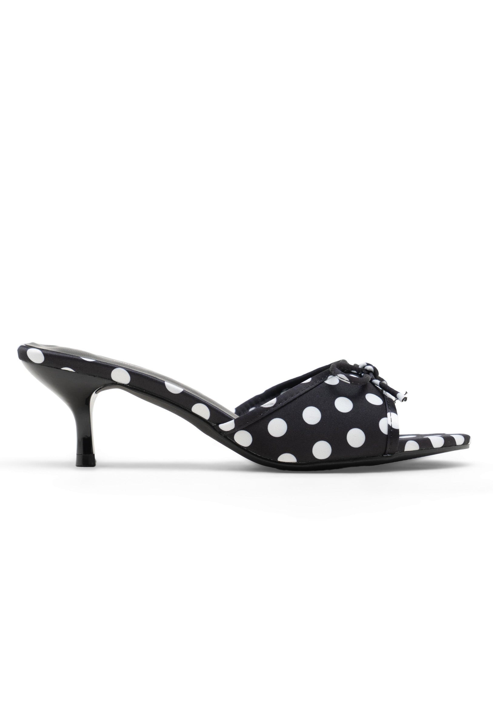 Sandales talons avec petit nœud