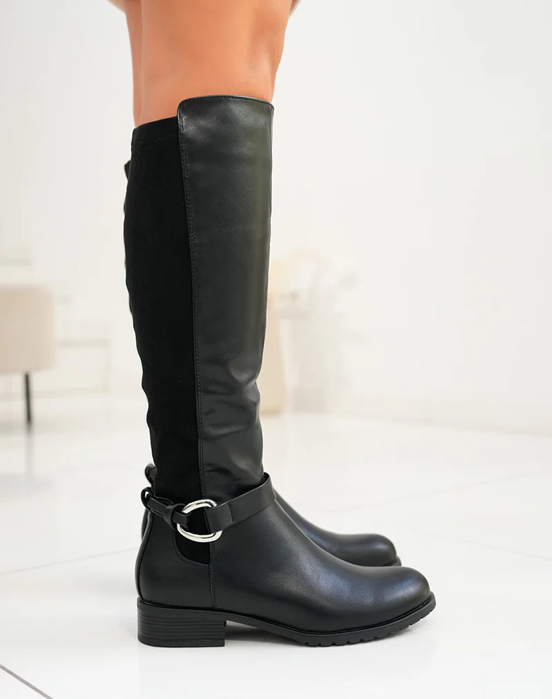 Botteshautes avec lanière et boucle détails en daim