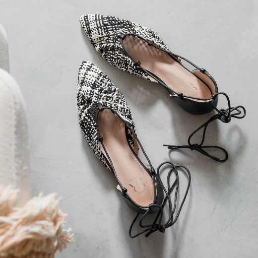 Ballerines à bout pointu au style délicat