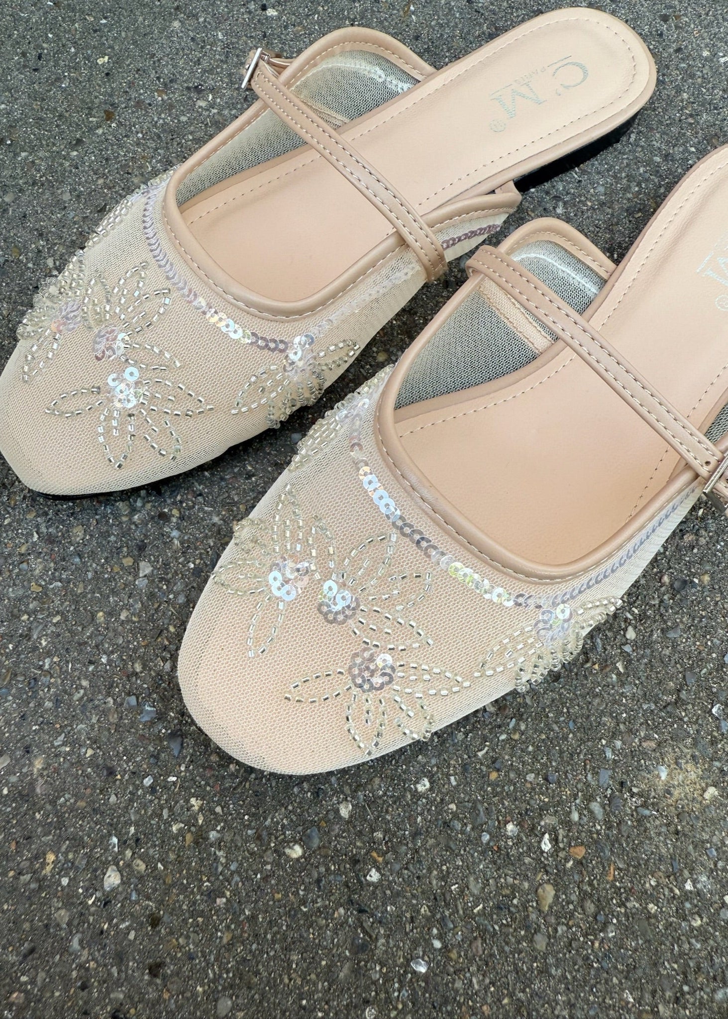 Babouche plates matière résille strassé