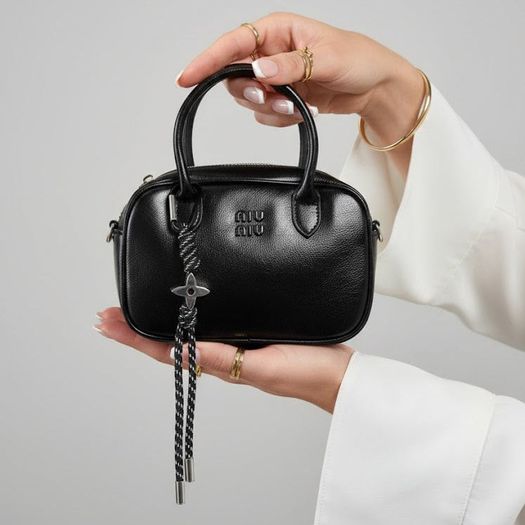 L'Ensemble Élégance sac & Sandale a demi talon