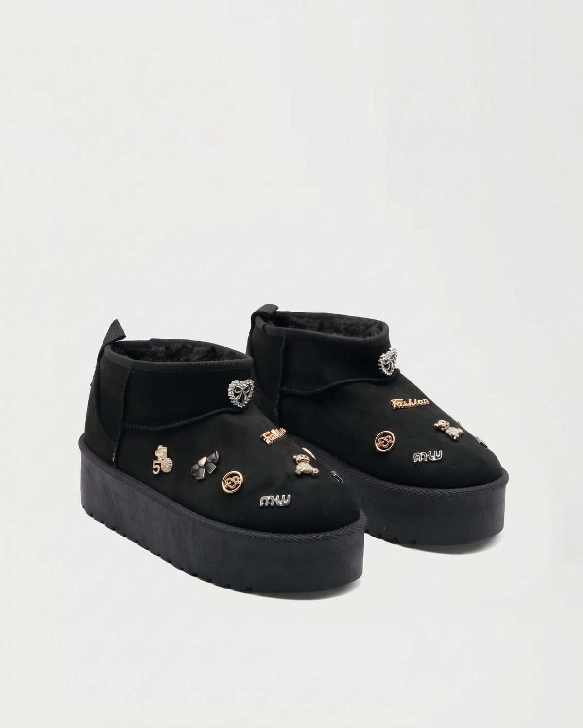UGG
