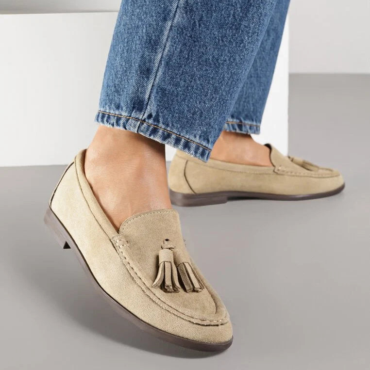 Mocassins en simili-daim avec franges appliquées