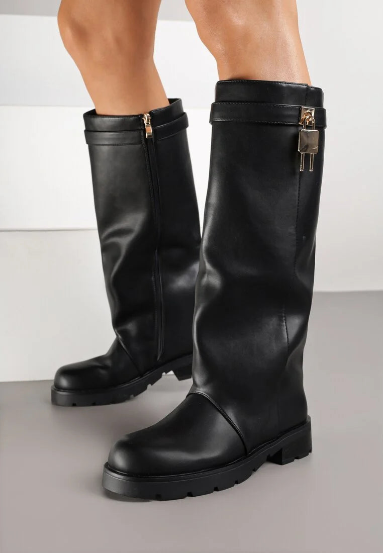 Bottes marron à tige droite et appliqué métallique