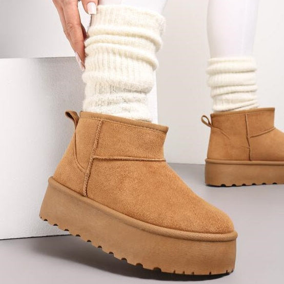 Bottes courtes à semelle épaisse beige