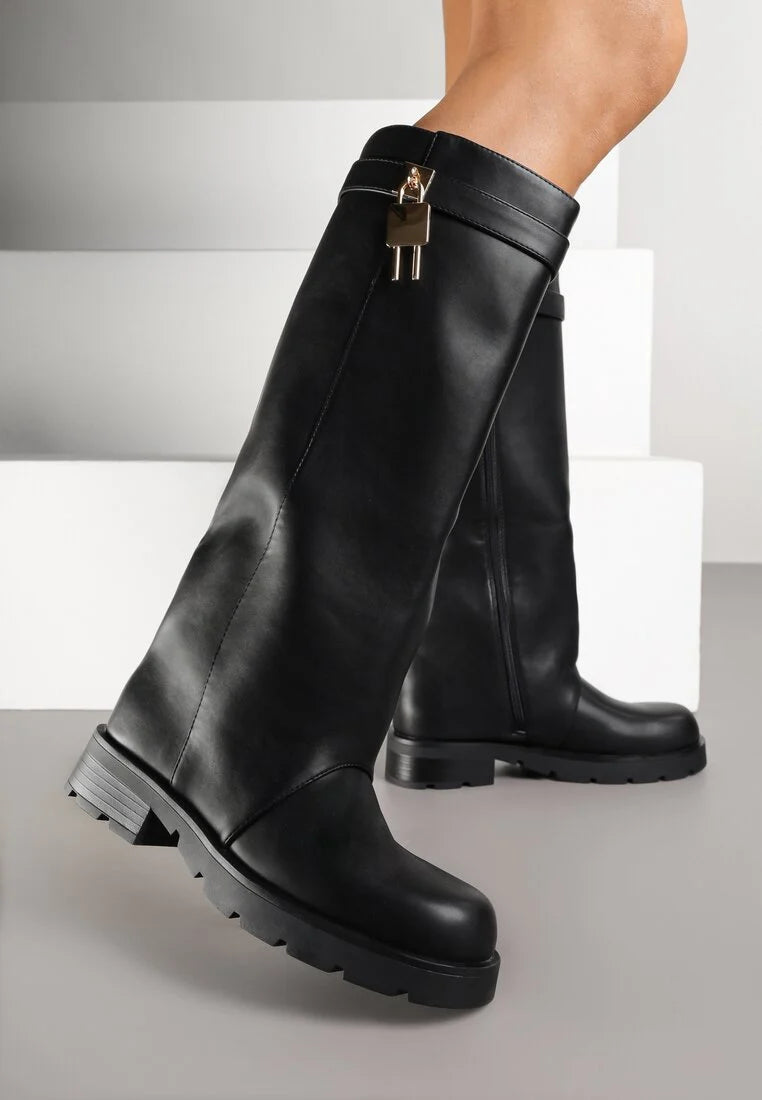 Bottes marron à tige droite et appliqué métallique