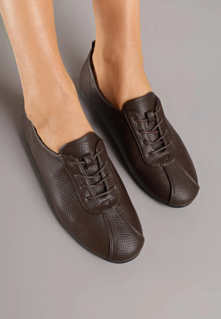 Ballerines basses de sport à lacets