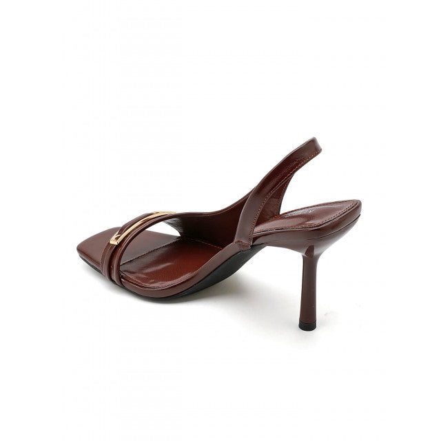 Sandales à Talon "Slingback" – Élégance Minimaliste